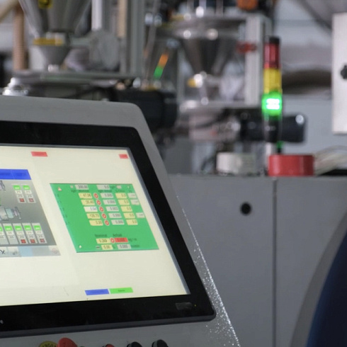 Как экструзионная линия превращает пластиковые гранулы в трубы РОСТерм